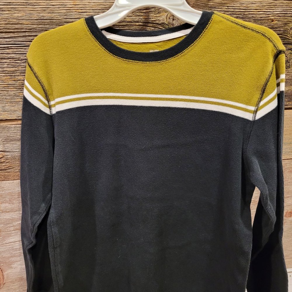 Old Navy Boys shirt.  Size xl